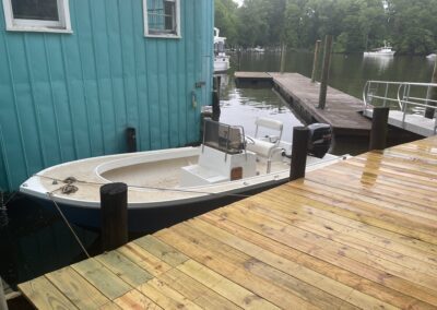 23′ Parker Motor Boat